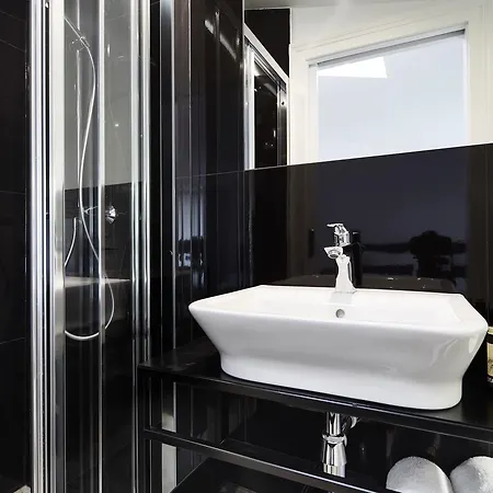 アパート St Agnes Attic クラクフ